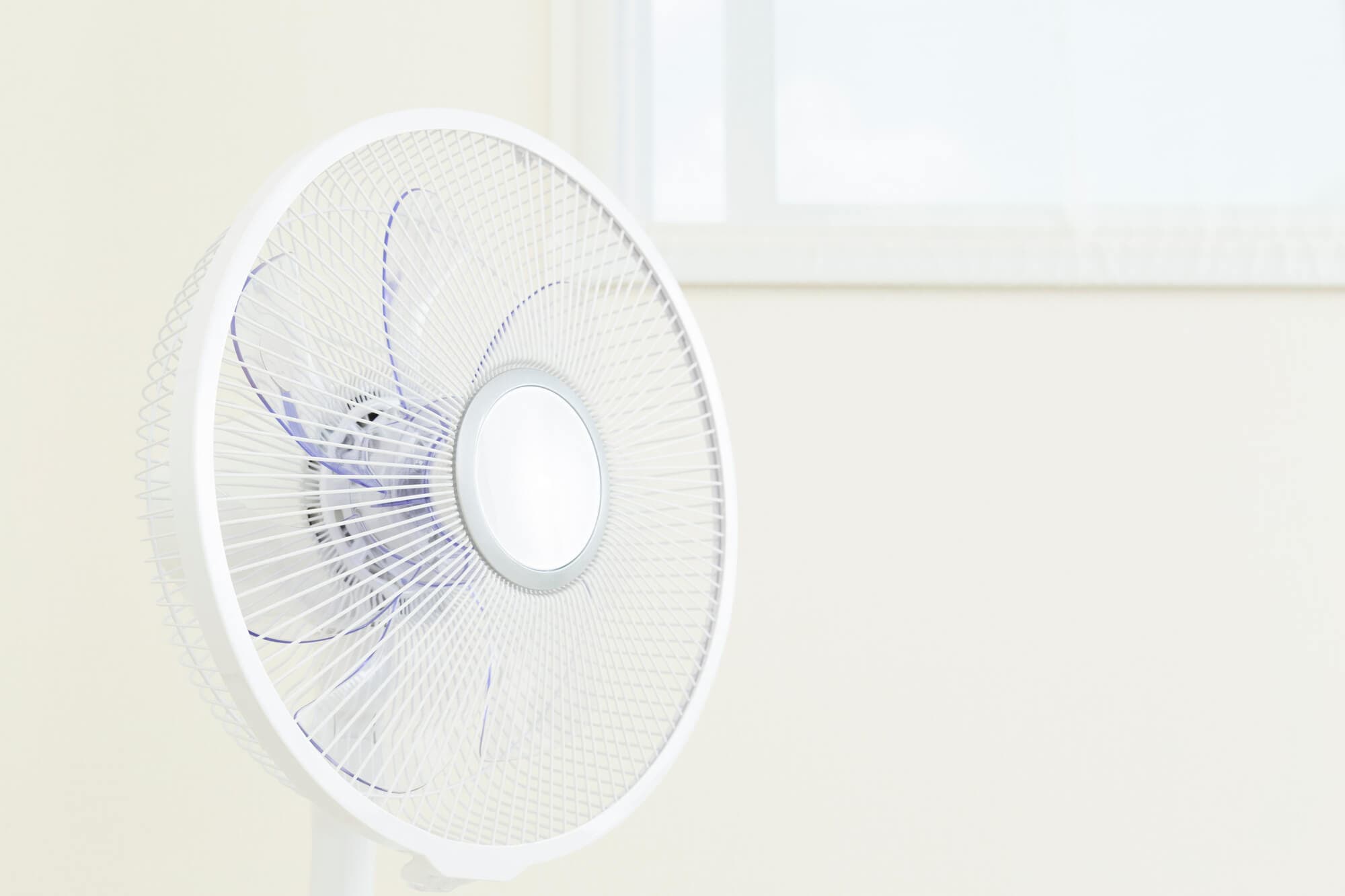 扇風機の正しい収納・しまい方は?長く使えるお手入れのコツを紹介